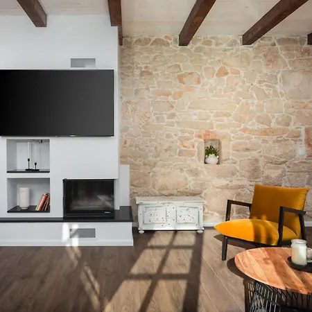 Tatil Evi Lovely In Dubrava Kod Sibenika *