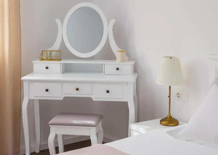 Lovely In Dubrava Kod Sibenika * Protega