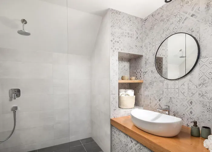 Lovely In Dubrava Kod Sibenika * Protega